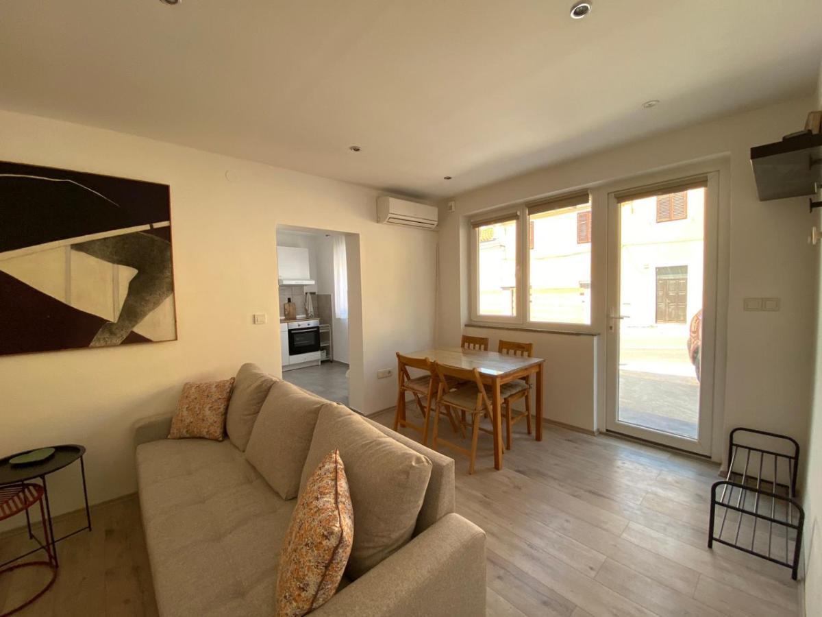 Apartman Cukar Pula Appartement Buitenkant foto