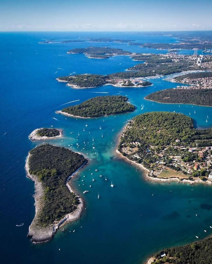 Apartman Cukar Pula Appartement Buitenkant foto
